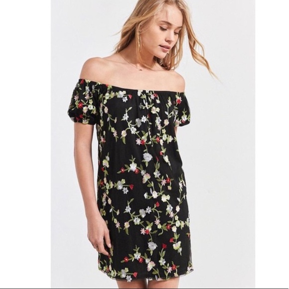 Kimchi Blue Floral Dress - Picture 1 of 4